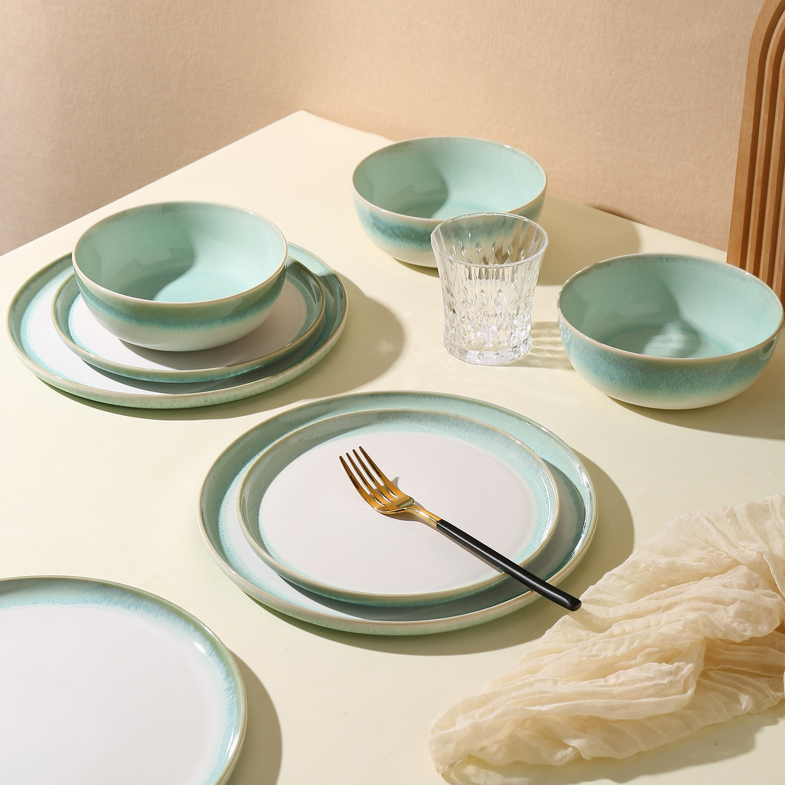  Moss Edge16 Piece Stoneware Dinnerware Set, Service for 4, Green