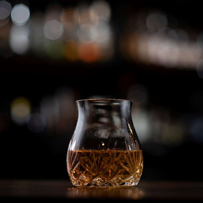 Verre à whisky canadien 10 oz. Oz