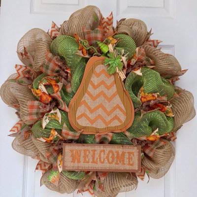 Couronne de récolte en toile de jute avec gourde à chevrons et panneau de bienvenue