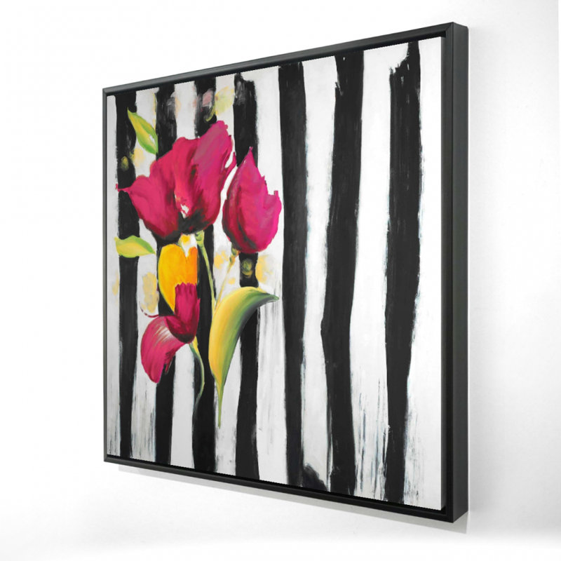 Fleurs roses sur toile à rayures noires | Décoration de chambre à coucher botanique, H 25,25 po x l 25,25 po