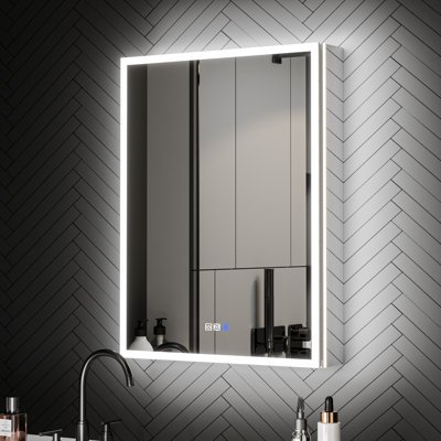 Pharmacie à DEL encastrée ou sans cadre avec miroir et désembueur, miroir grossissant, tablettes réglables, prise USB et prise