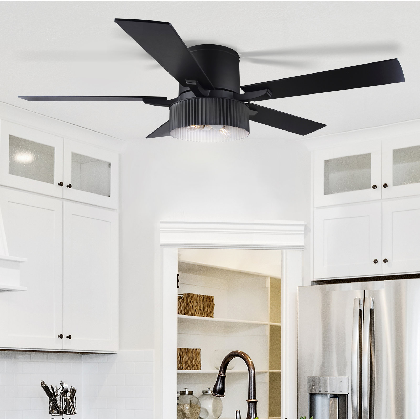Gudinas 52'' 5 Blade Ceiling Fan with Light Kit