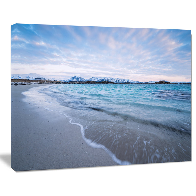 Ondulations de mer calme, reproduction de photo sur toile tendue, H 16 po x l 32 po x P 1 po, Toile tendue