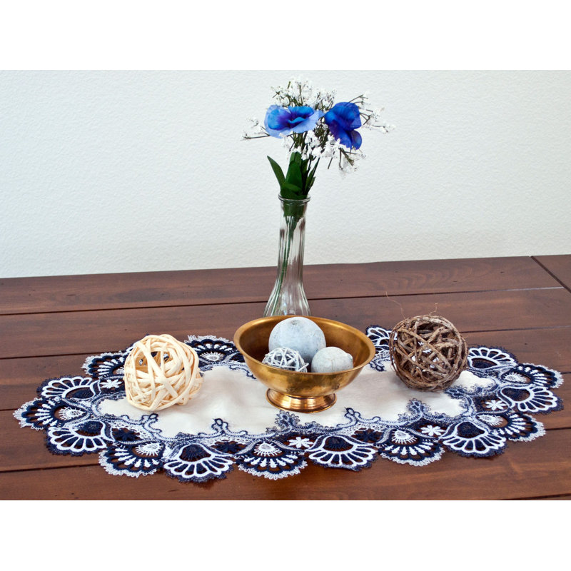 Chemin de table Folger, 27 po x 14 po