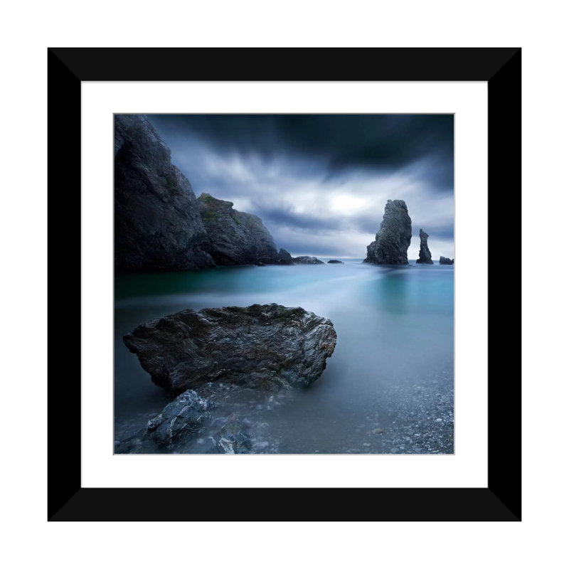 «Turquoise III», impression sur toile tendue, H 16 po x l 16 po x P 1 po, Papier d'art encadré noir, Blanc