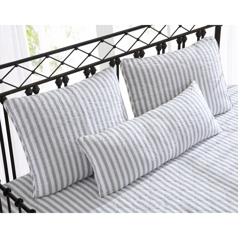 Stone Cottage Rashon Standard Cotton Reversible Quilt Set, Gray, Twin XL Quilt + 1 Shams