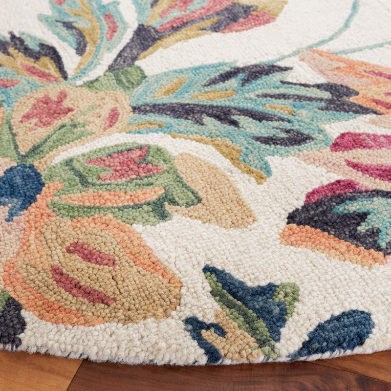 Kameyah Hand Tufted Wool/Cotton Floral Rug in Ivory/Plum, Round 6'