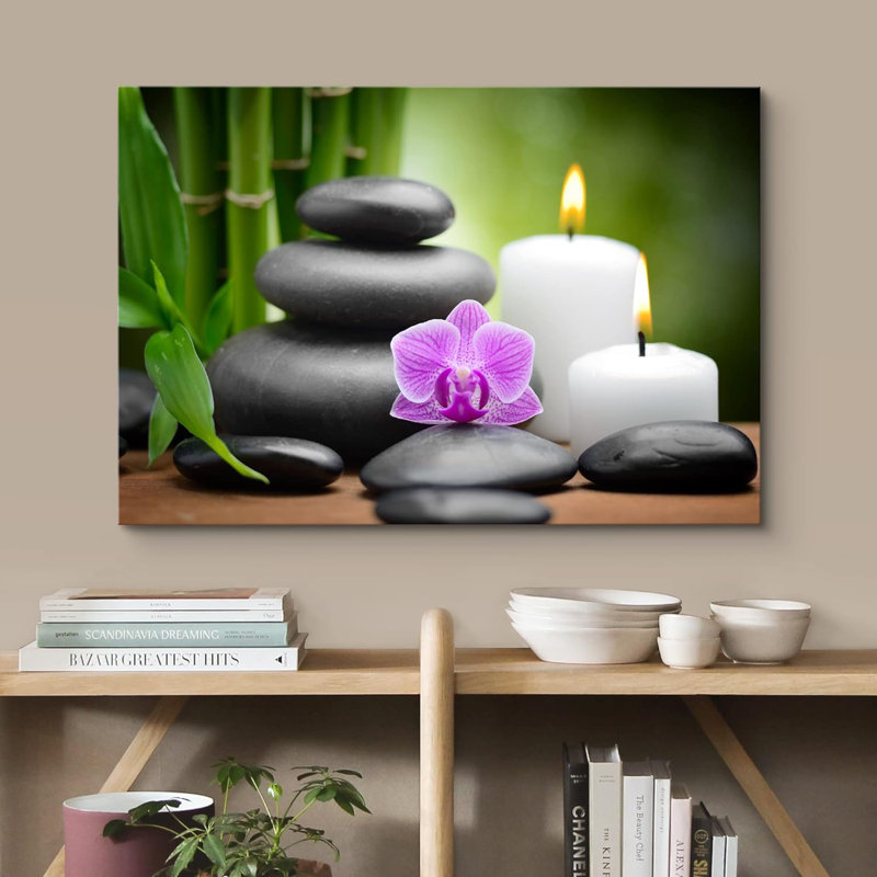 Orchidée mauve avec bougies, pierres de massage et bambou - impression sur toile tendue, H 16 po x l 24 po x 1,5 po