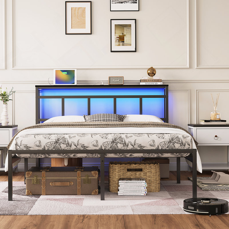 Cadre de lit avec tête de lit, base de lit en métal avec port USB, port Type-C et lumière DEL, Grand lit