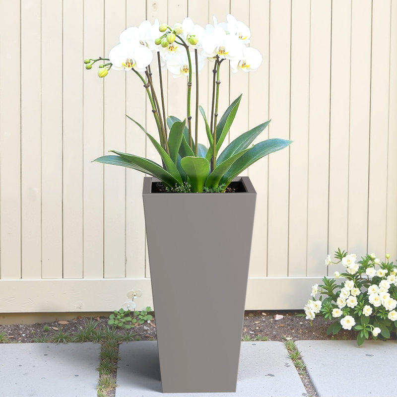 Rectangular metal planters for outdoor plants, Gris