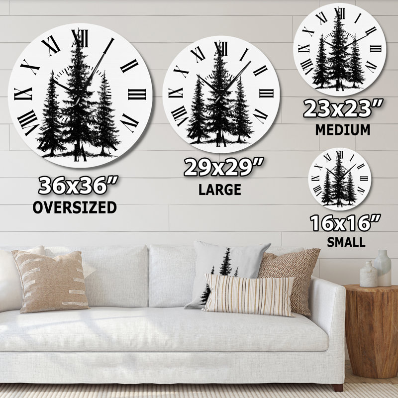 Forêt de pins en hiver féérique II - Horloge murale rustique en métal, Surdimensionné