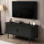 Console de télévision moderne avec rangement, porte coulissante et design Mid-Century pour le salon et le bureau-130177552