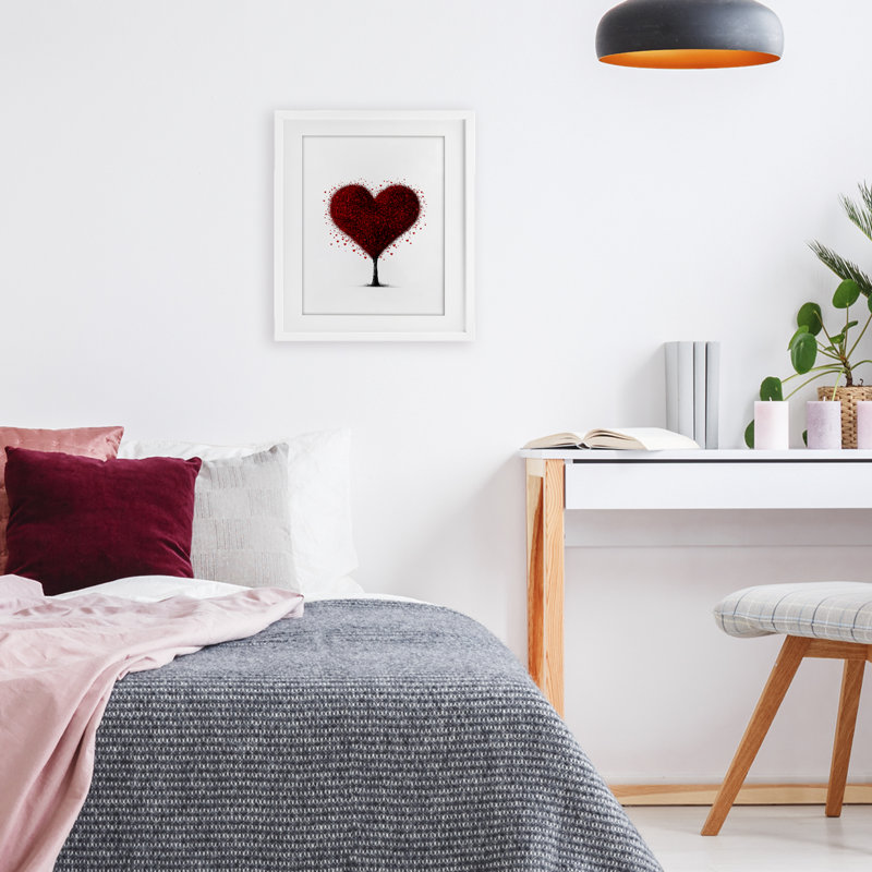 «Blooming Heart Tree», reproduction encadrée sous verre, design par Christine Simpson Art, H 16 po x l 13 po, Blanc