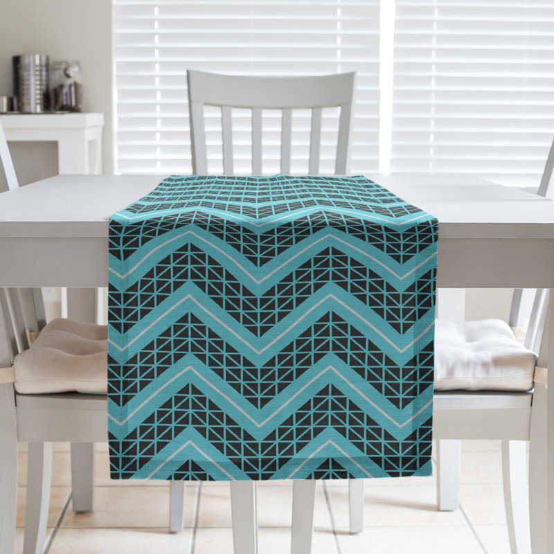 Chemin de table à chevrons à la main classic Stephenie, 16 po x 90 po, Bleu sarcelle / noir