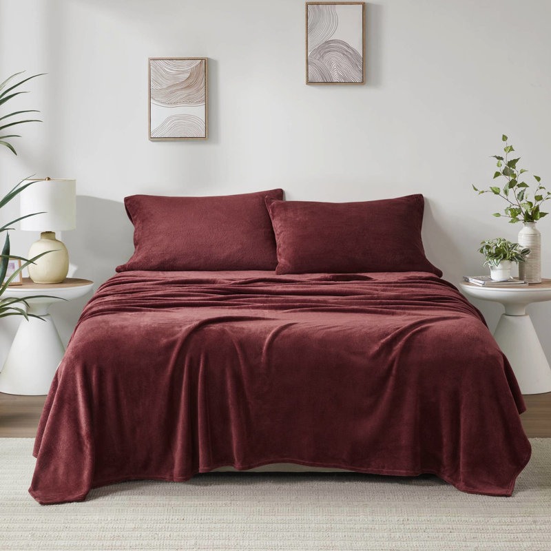 Ensemble de 3 draps simples bourgogne - confortable et confortable à 100%, brossé des deux côtés pour une texture de velours luxueuse, comprend un drap plat, une taie d'oreiller ajustée, des matelas élastiques de 16 po et une machine