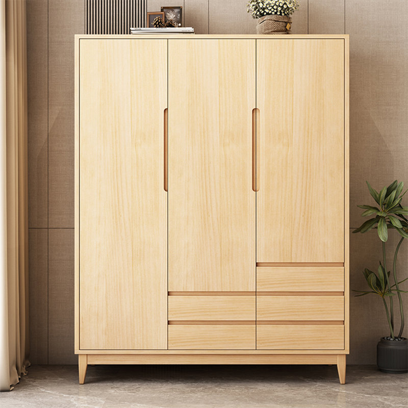 Une garde-robe simple et moderne de style nordique, Bois original