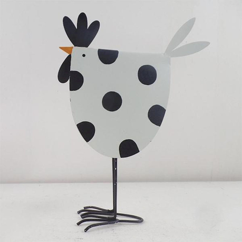 Figurine coq debout blanc à pois noirs