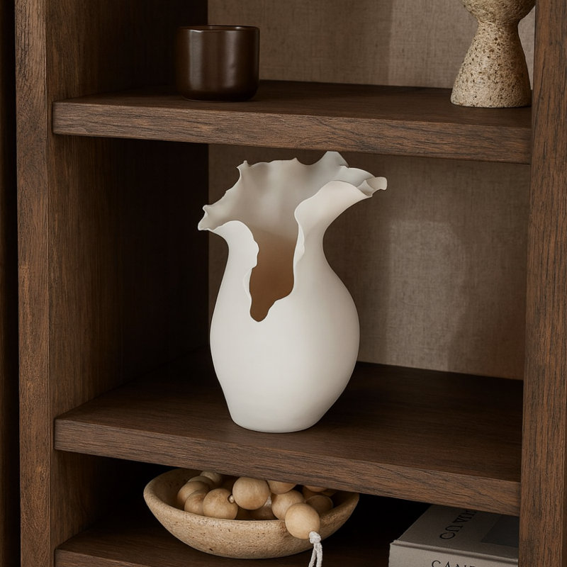 Vase de table en céramique Bia, Blanc, H 14,8 po x l 9,15 po x P 9 po