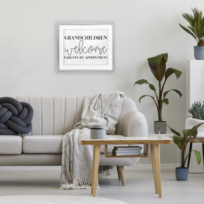 «Grandchildren Welcome Parents» par Appointment, reproduction encadrée sous verre, design par Jaxn Blvd.