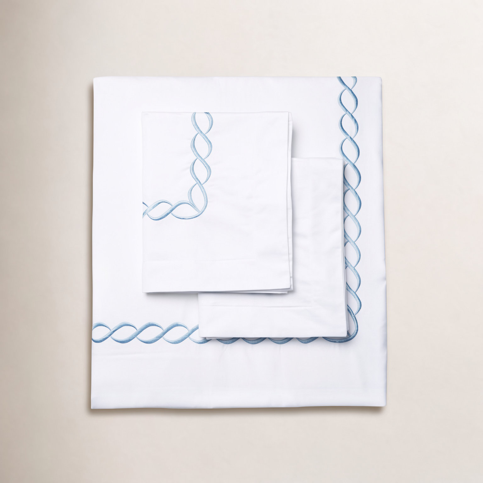 Avellana Cotton Duvet Cover Set, Twin Duvet Cover + 1 Standard Sham, Blue/White