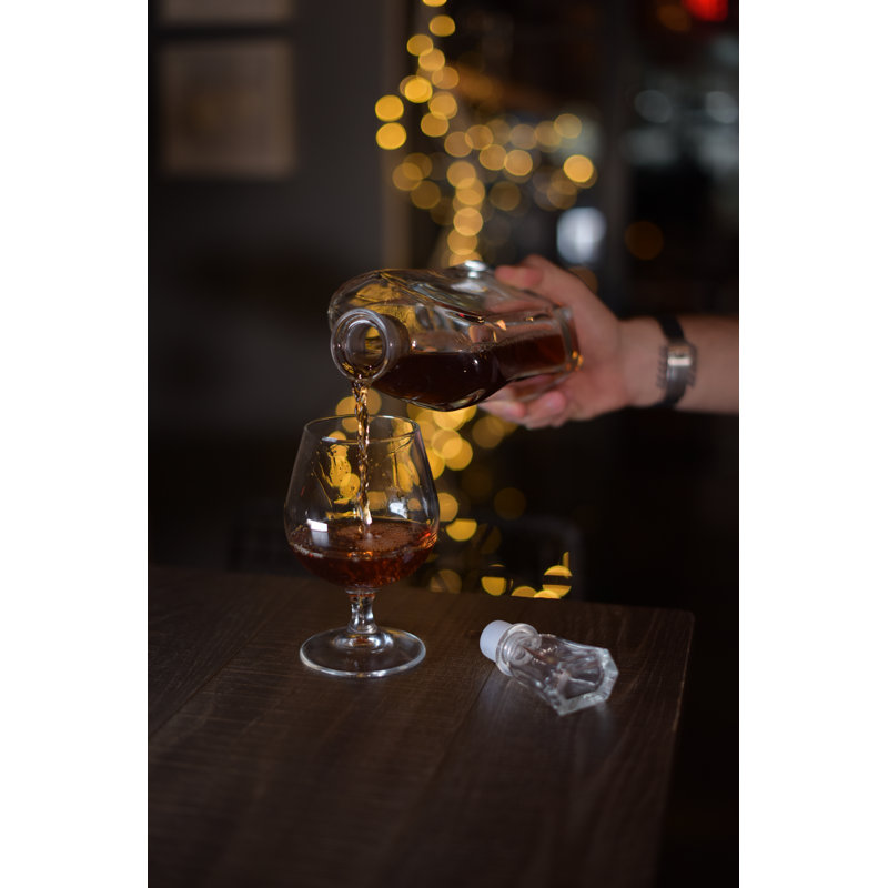 Capitol 23.75 oz. Whiskey Decanter (1 piece)