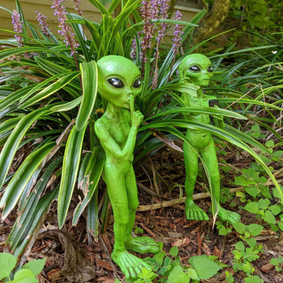 Weldin Fantasy & Sci-Fi Weather Resistant Resin Garden Statue