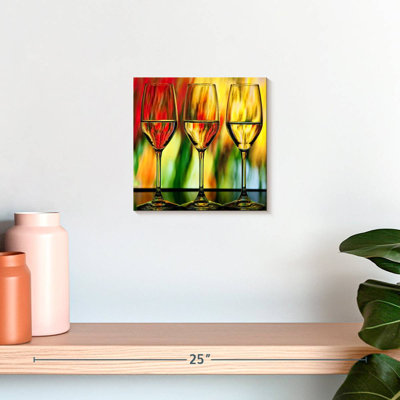 Yarlin Happy Hour Champagne