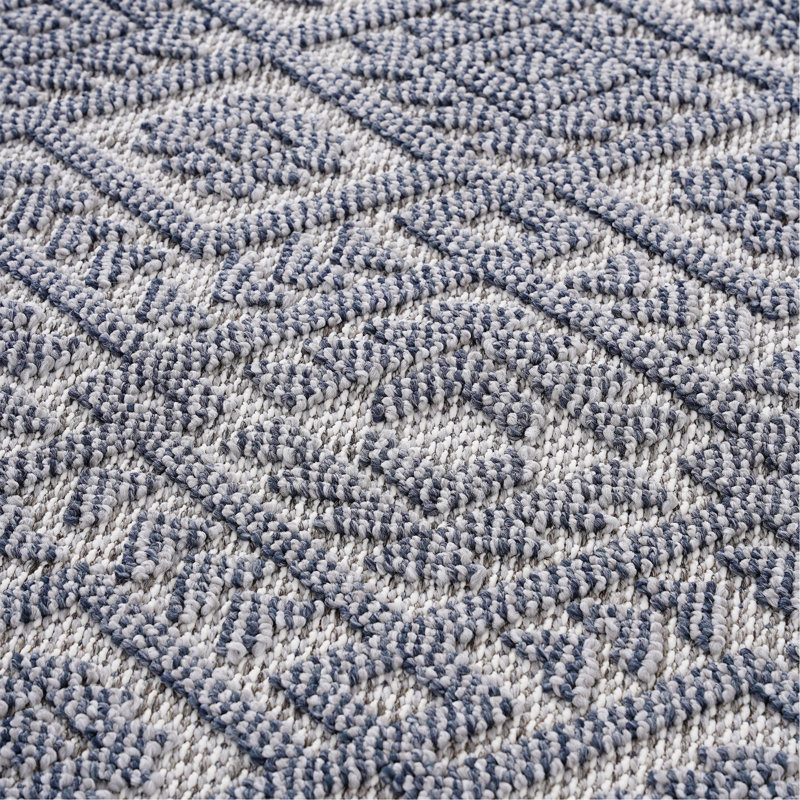 Collection White/Gray /Traditional Indoor/Outdoor Area Rug, Runner 2'2" x 8'