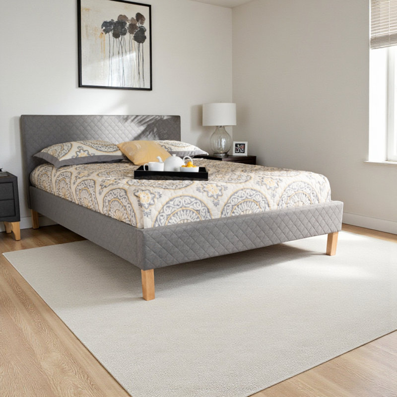 Lit plateforme tapissier très grand Ciena, gris, H 38,65 po x l 78,50 po x L 86,41 po, Très grand