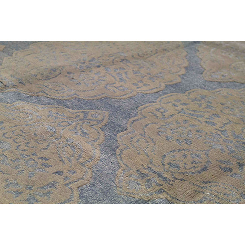 Geometric Area Rug in Light Blue/Beige