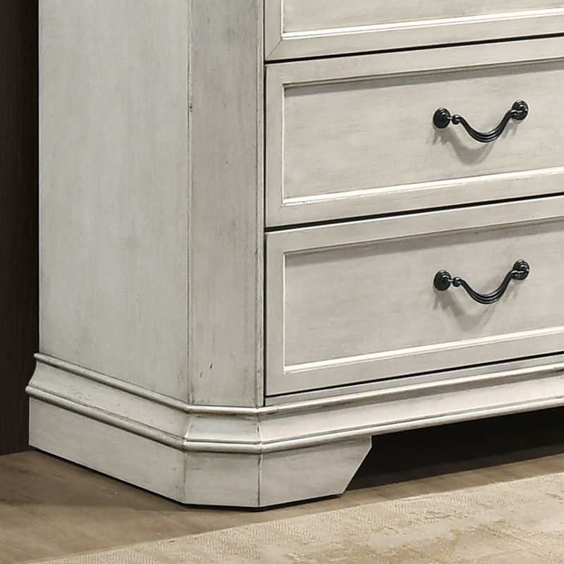 Ensemble de chambre à coucher Cressa 6 pièces, Très grand, Blanc antique, 6 Pcs: Bed, 2 Nightstands, Dresser, Mirror, Chest