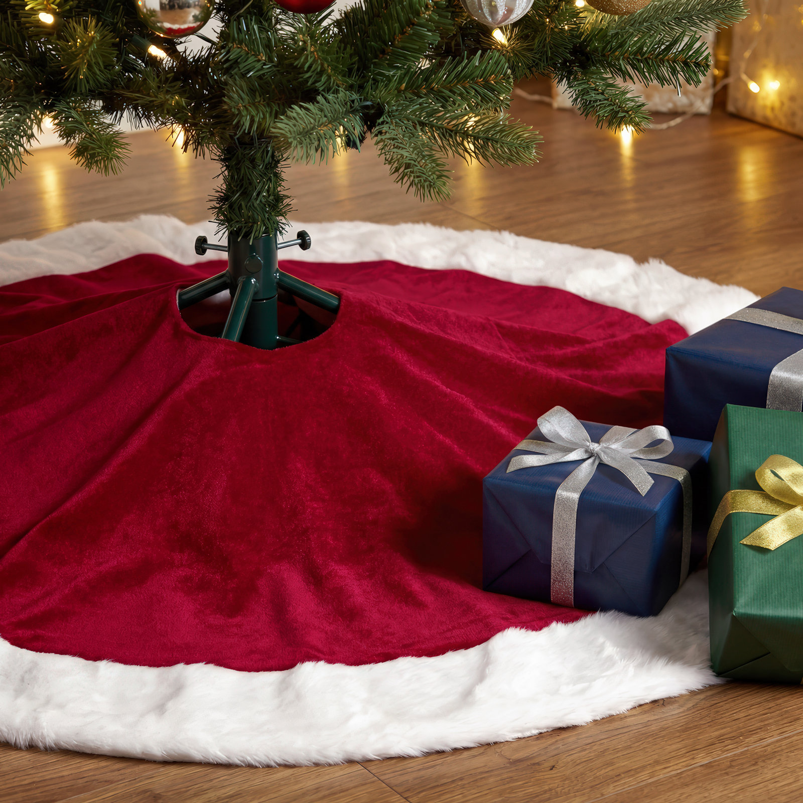 Velvet Tree Skirt