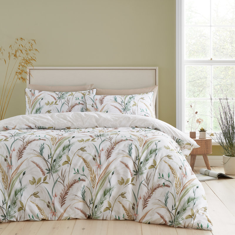 Marlow Home Co. Anhthu Cotton Floral Duvet Cover Set with Pillowcases, Single Duvet Cover + 1 Standard Pillowcase, Beige