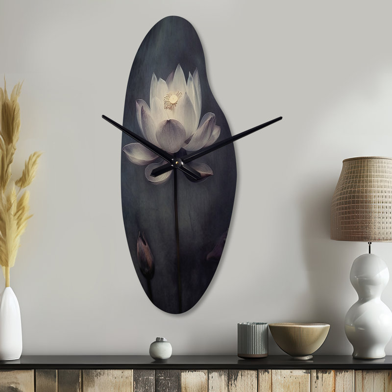 Horloge murale à motif floral gris incurvé et symétrique Lotus, Grand