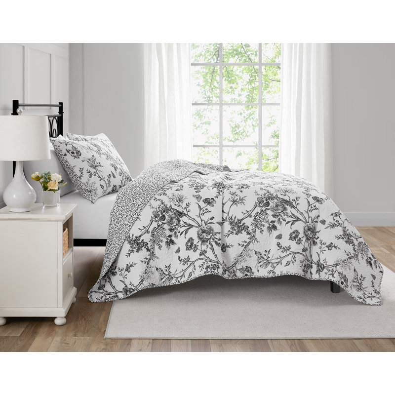 CEDAR COURT Chantilly Toile All-Season Reversible Cotton Quilt Set, Queen Quilt + 2 Standard Shams, Black Toile