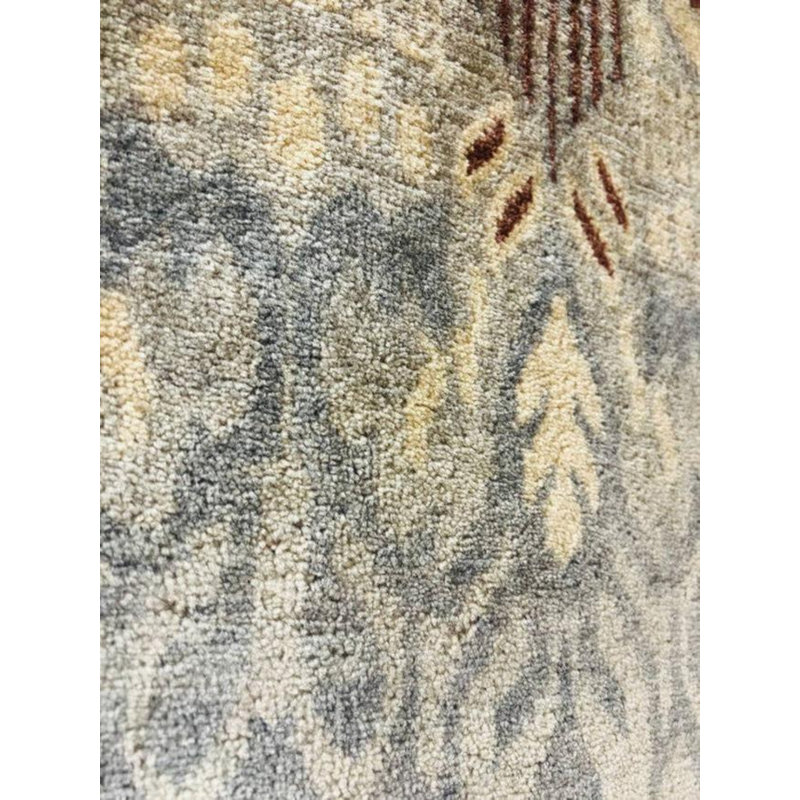 Geometric Area Rug in Beige