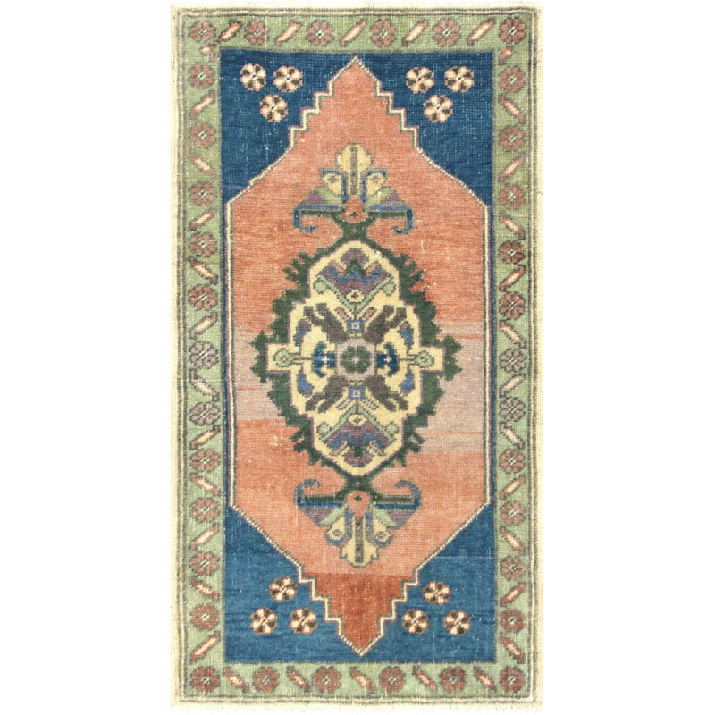 Yastic One-of-a-Kind 1'8" X 3'2" Area Rug