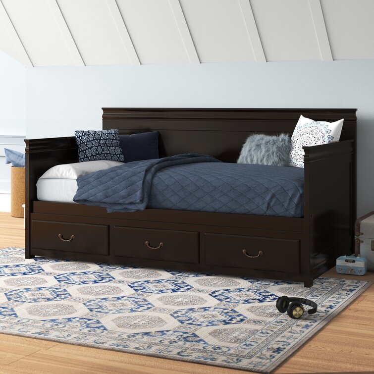 Lexghi Twin XL Daybed with Trundle