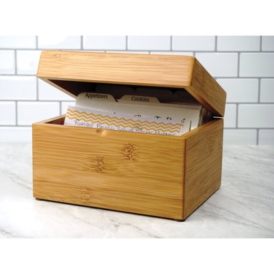 Boîte en bois massif