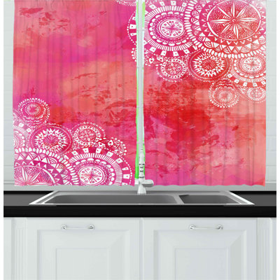Geometric Pointed Kitchen Curtain
