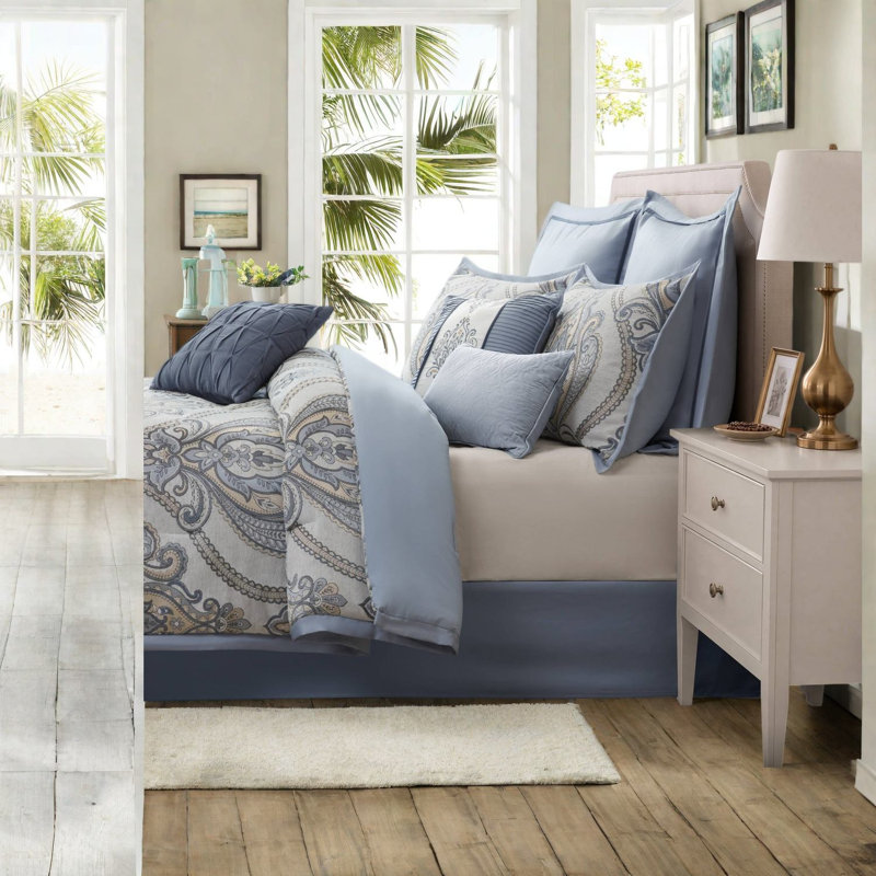 Damask Comforter Set