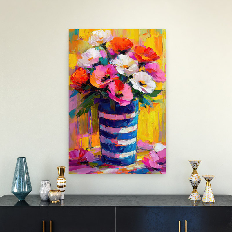 Vase rayé bleu coquelicots sur fond jaune, H 36 po x l 24 po