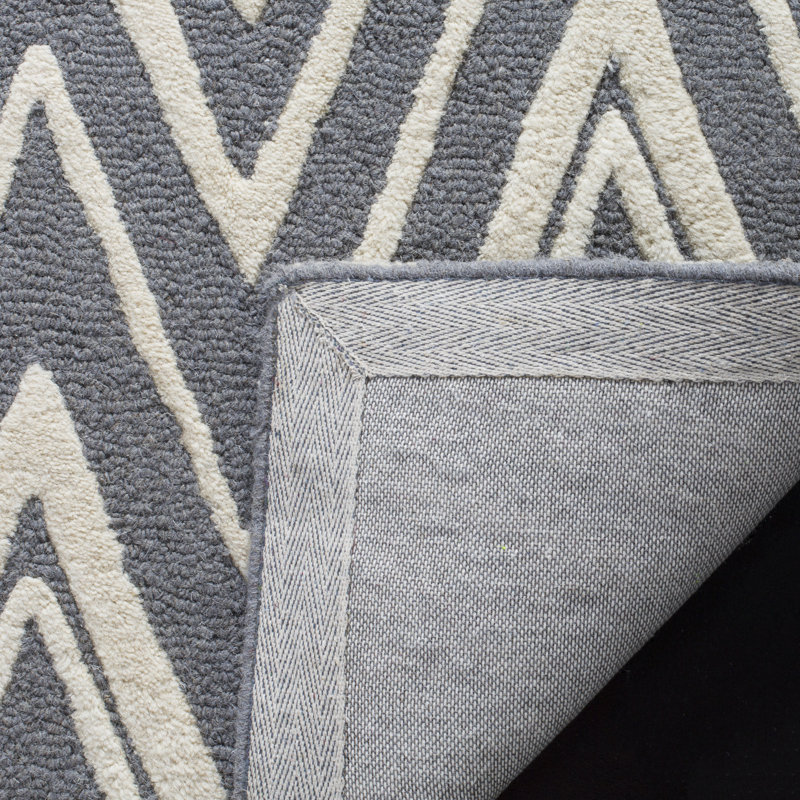 ShipstStour Chevron Wool Hand Woven Area Rug, Rectangle 183 x 274 cm