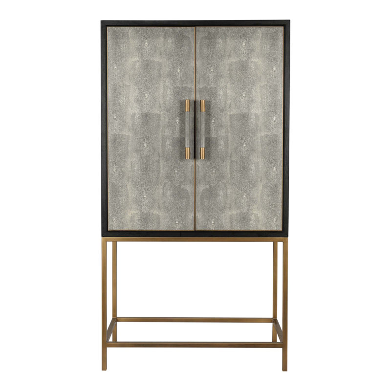 Armoire avec motif chagrin et accents laiton