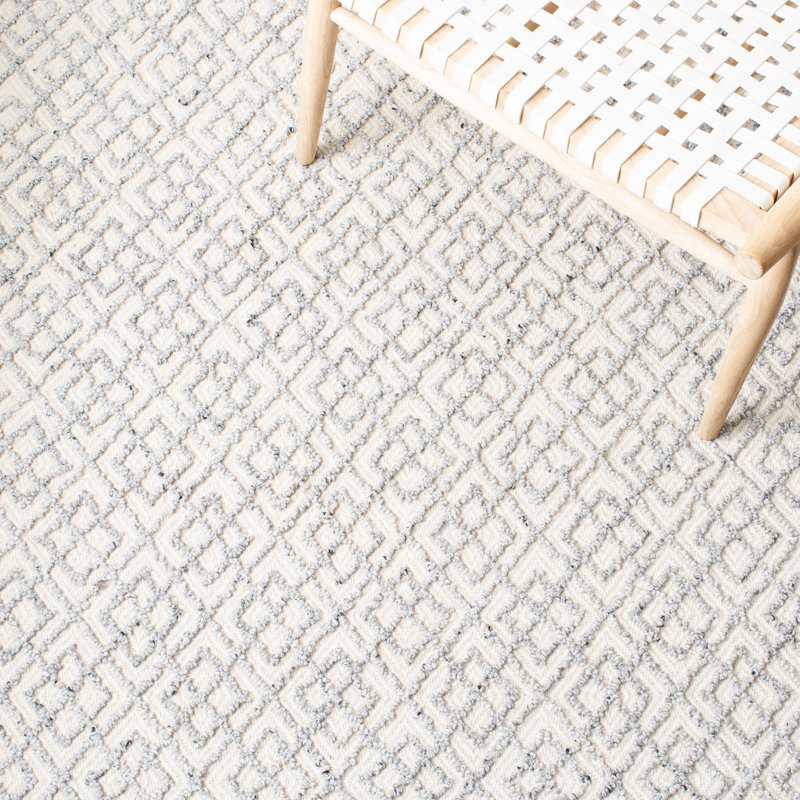 Gray Hand-Tufted Wool and Viscose 8' x 10' Rug
