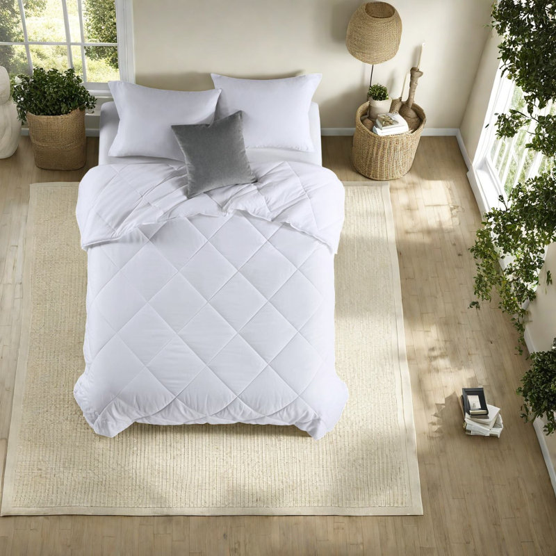 Premium White Bedding Sets, Oversized Nylon Comforter For Cozy Sleep