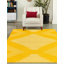 Tapis géométrique jaune en polypropylène tissé à la machine-73987606