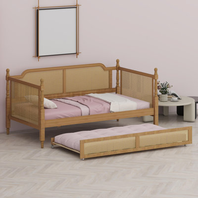 Lit de jour de style traditionnel avec lit gigogne, idéal pour les espaces compacts et les chambres d'amis