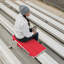 Siège chauffant pour stade, pliable, léger avec sangle de transport, coussin en mousse pour le confort, réglable, support pour le dos, utilisation multifonctionnelle comme siège de stade ou coussin de siège, rouge-1726568568