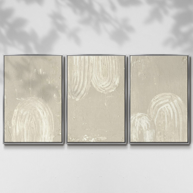 Sandy Arcs I, ensemble de 3 toiles encadrées sur toile, H 27 po x l 54 po, Argent